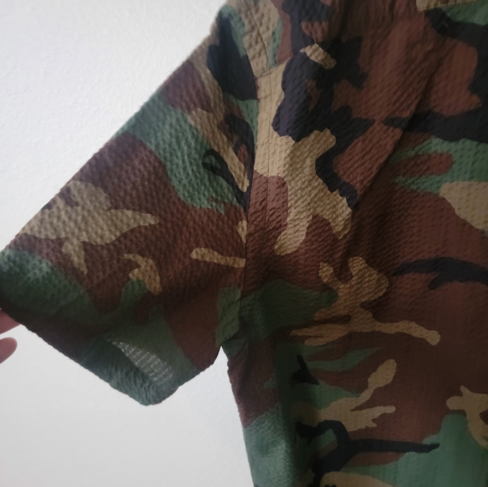 POLO RALPH LAURENMen's Classic-Fit Camo Seersucker ShirtSize Large.. - Picture 11 of 13